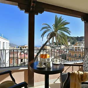 https://le-chevalier.taorminaitalyhotels.com