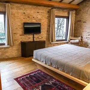 Ponte Dante Bed and breakfast