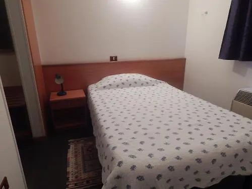 **  Hotel Aurora Treviso Olaszország